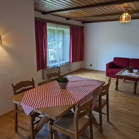 Apartamento Appartementhaus Habich Bad Kleinkirchheim